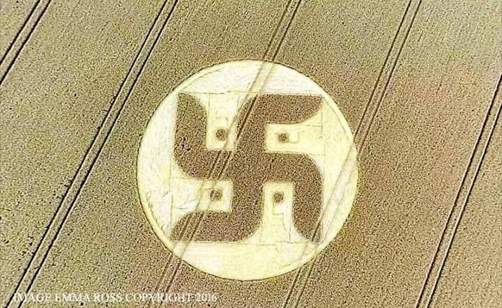 Sebuah cropcircle baru di Cooks Plantation, Nr …