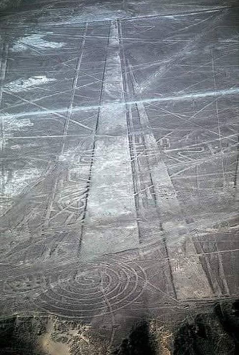 Garis Nazca yang Masih Menyimpan Misteri. …